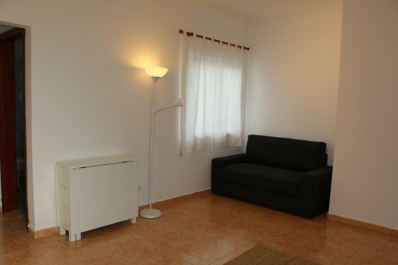 Home4U - Cosy Apartment With Fantastic Terrace 카바나스데타비라 외부 사진
